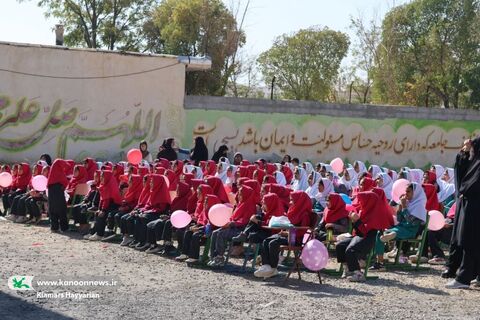 روز پنجم تماشاخانه سیار در بهرام‌آباد