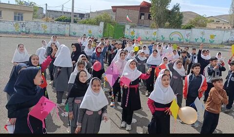 گزارش تصویری| کانون استان اردبیل «امداد فرهنگی» را در مرادلو اجرا کرد