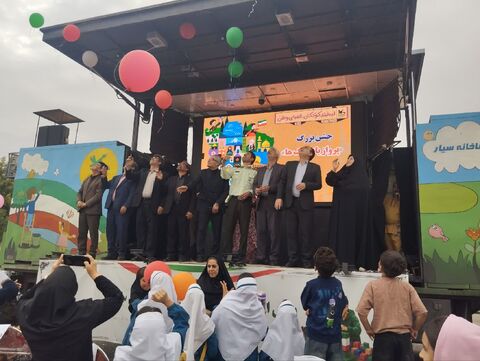 جشن بزرگ بادبادک‌ها در روز جهانی کودک همراه با کودکان ایلامی به روایت تصویر