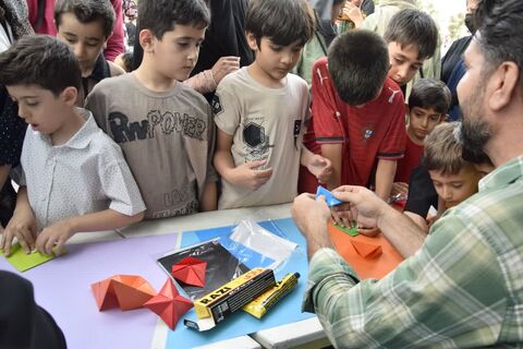 «لبخندهایی که از یاد نمی‌روند»؛ آغاز هفته ملی کودک در «قرار کودکی»