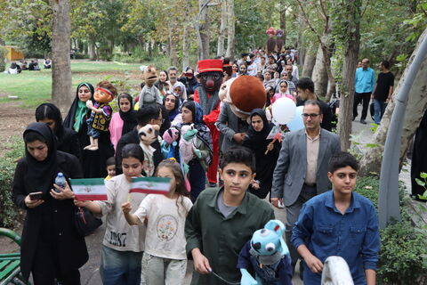خیابان حجاب میزبان شادپیمایی کودکان در آغاز هفته ملی کودک شد/آلبوم 2