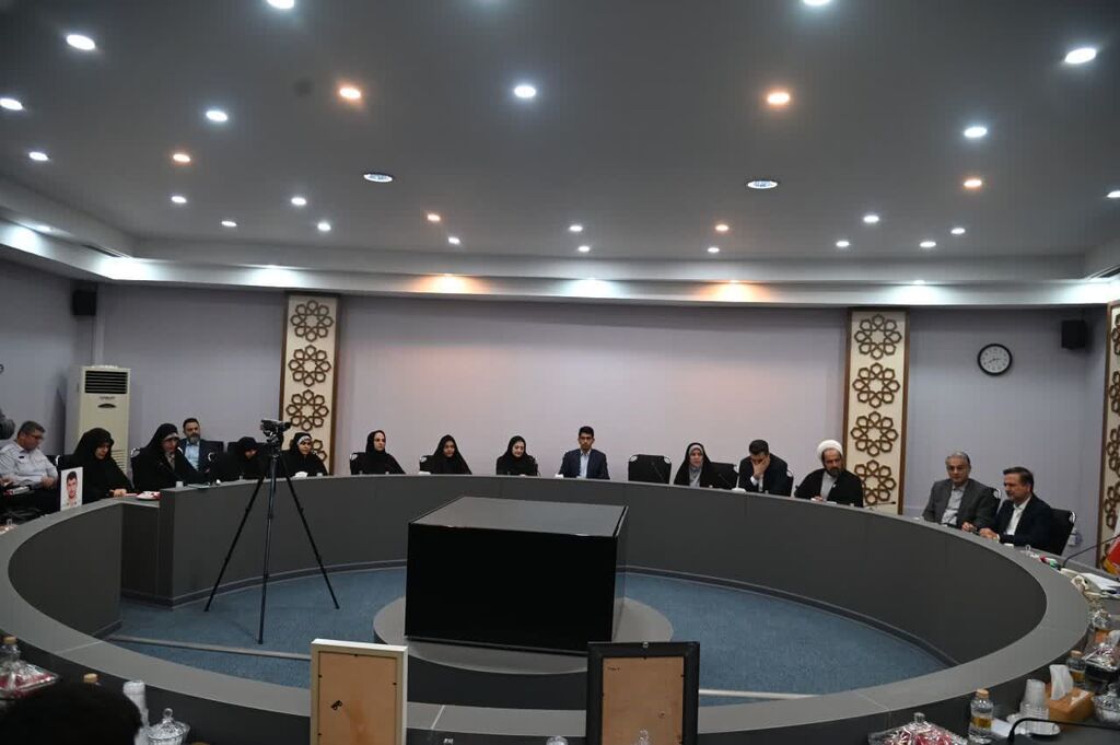 دیدار استاندار گلستان با فرزندان شهدای استان در هفته ملی کودک