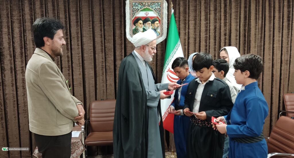 نوجوانان کانون کردستان در دیدار با نماینده ولی‌فقیه از آرمان‌های ایران گفتند