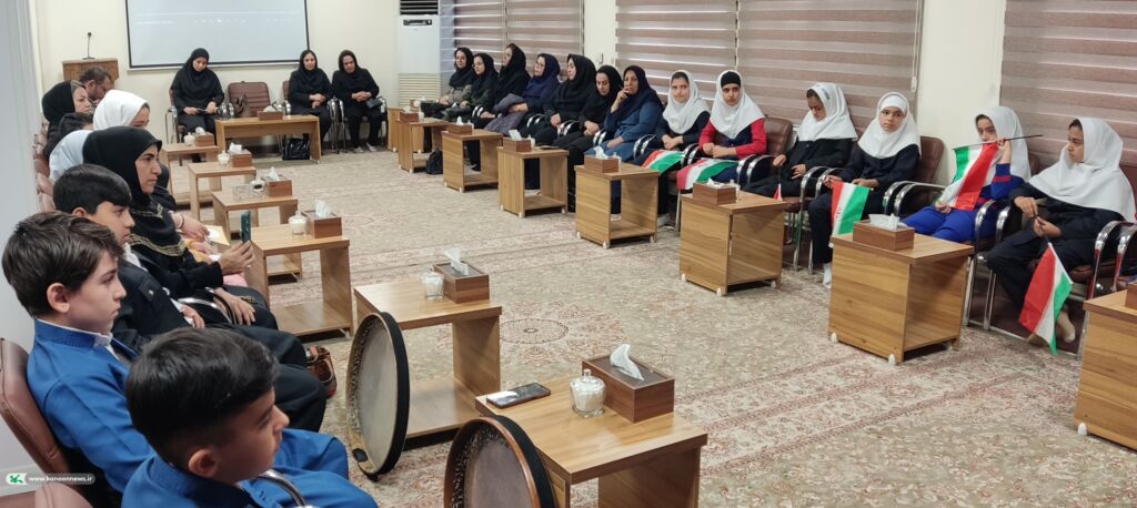 نوجوانان کانون کردستان در دیدار با نماینده ولی‌فقیه از آرمان‌های ایران گفتند