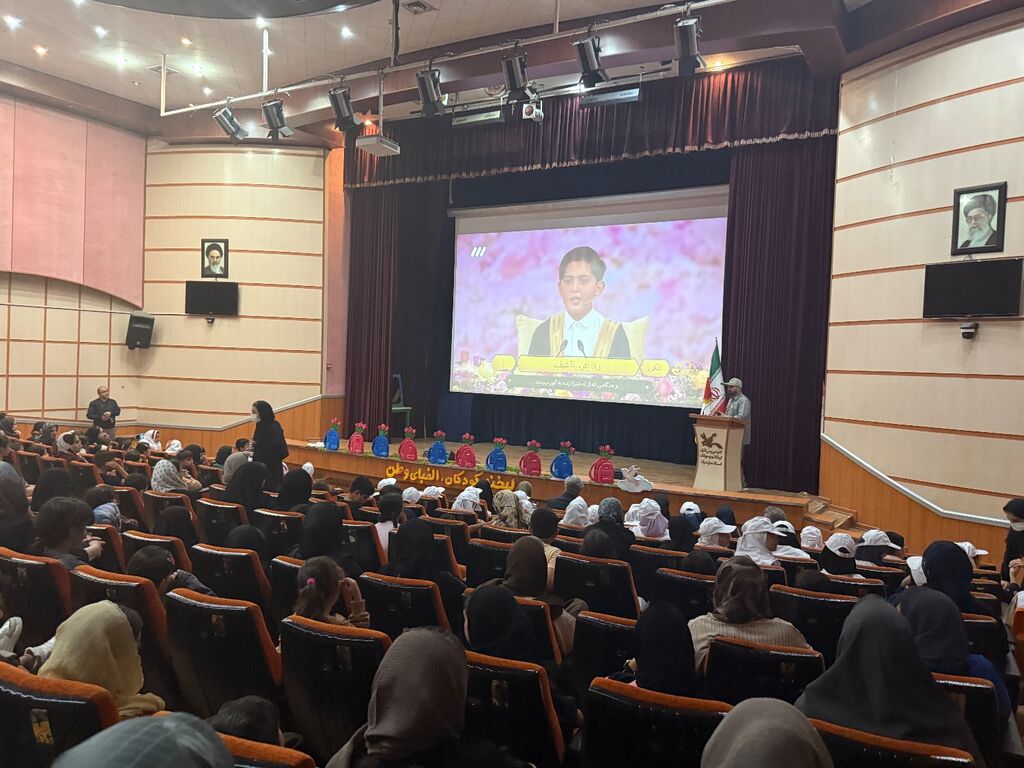 جشن هفته ملی کودک در کانون مازندران؛ از تجلیل برگزیدگان «ماموریت ماکان» تا تجربههای علمی و هنری کودکان