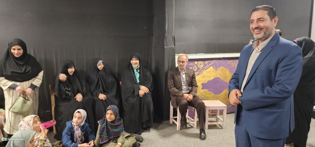 ویژه‌برنامه «بازبازی» با حضور اعضای دختر و پسر کانون در پردیسان برگزار شد