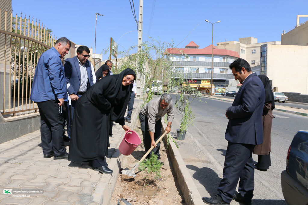 آیینِ کاشتِ «نهالِ امید» در دومین روز از هفته ملی کودک