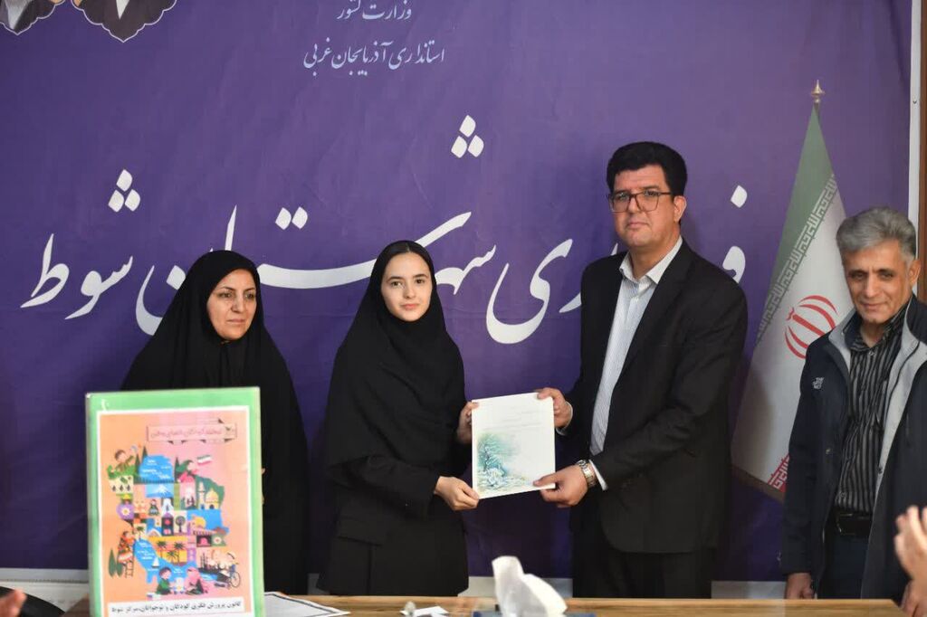 دیدار اعضای کانون با فرماندار شهرستان شوط