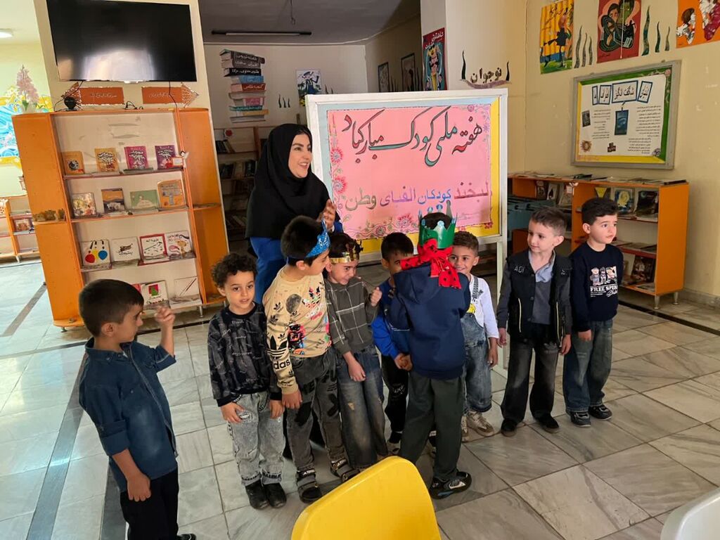 جشن آغاز هفته ملی کودک در مرکز شماره ۲ اسلامآباد غرب با کودکان و مادران برگزار شد