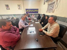 نشست  کارگروه هفته ملی کودک در شهرستان بندر خمیر برگزار شد