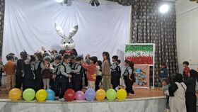 دومین جشن هفته ملی کودک در کانون کنگاور با حضور کودکان و والدین آنها برگزار شد