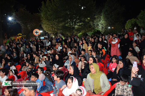 سفر تماشاخانه سیار کانون در لرستان -شهر کوهدشت