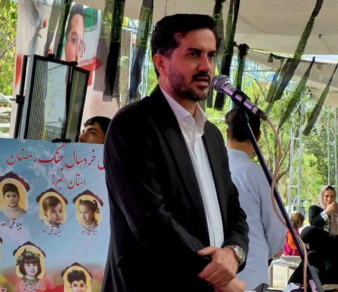 «لبخند لاله‌ها»؛ یادواره شهدای کودک استان البرز در دومین روز هفته ملی کودک