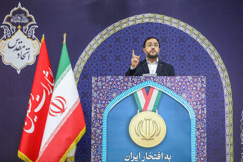 حامد علامتی مدیرعامل کانون  در نماز جمعه تهران 17 مهر 1405