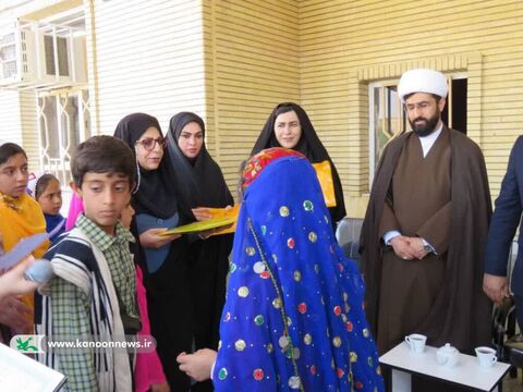 «لبخند کودکان، الفبای وطن»؛ پیام «زنگ دوستی» در مدارس خوزستان