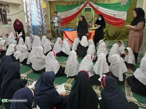 «لبخند کودکان، الفبای وطن»؛ پیام «زنگ دوستی» در مدارس خوزستان