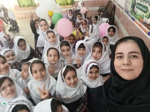 «لبخند کودکان، الفبای وطن»؛ پیام «زنگ دوستی» در مدارس خوزستان