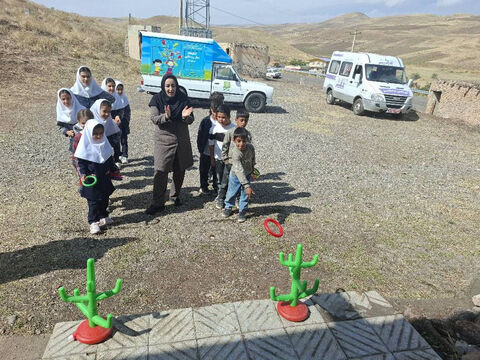 گزارش تصویری| کاروان پیک امید کانون استان اردبیل در روستای ینگجه کوثر