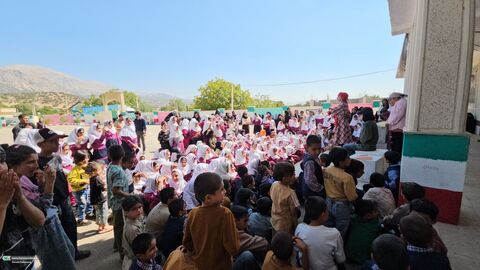 دومین روز تماشاخانه سیار روستایی در مزدک یاسوج با حضور پرشور  کودکان و نوجوانان
