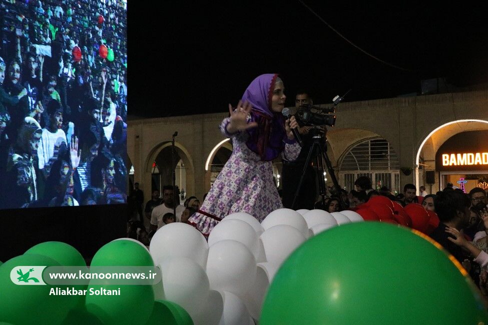 سومین رویداد جشن «شادبادک» در میدان ارگ کرمان برگزار شد