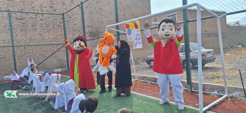 جشن مشترک هفته ملی کودک و روز روستا در شازند