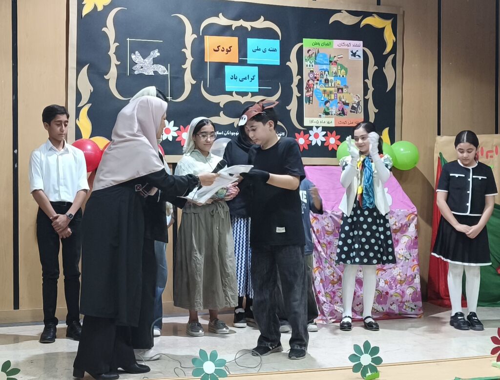 برگزاری جشن روز کودک با حضور اعضاء و والدین در مرکز اسلامشهر یک
