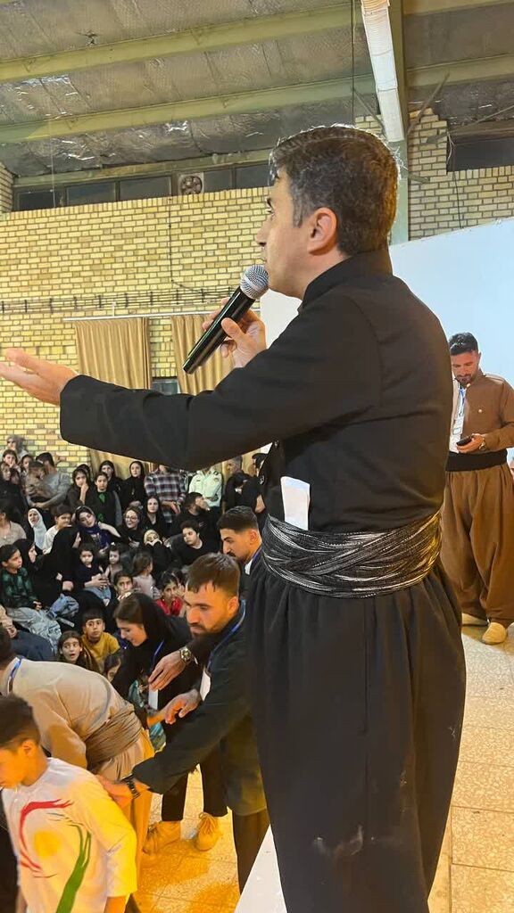 جشن با شکوه هفته ملی کودک در ثلاث باباجانی با مشارکت کانون برگزار شد