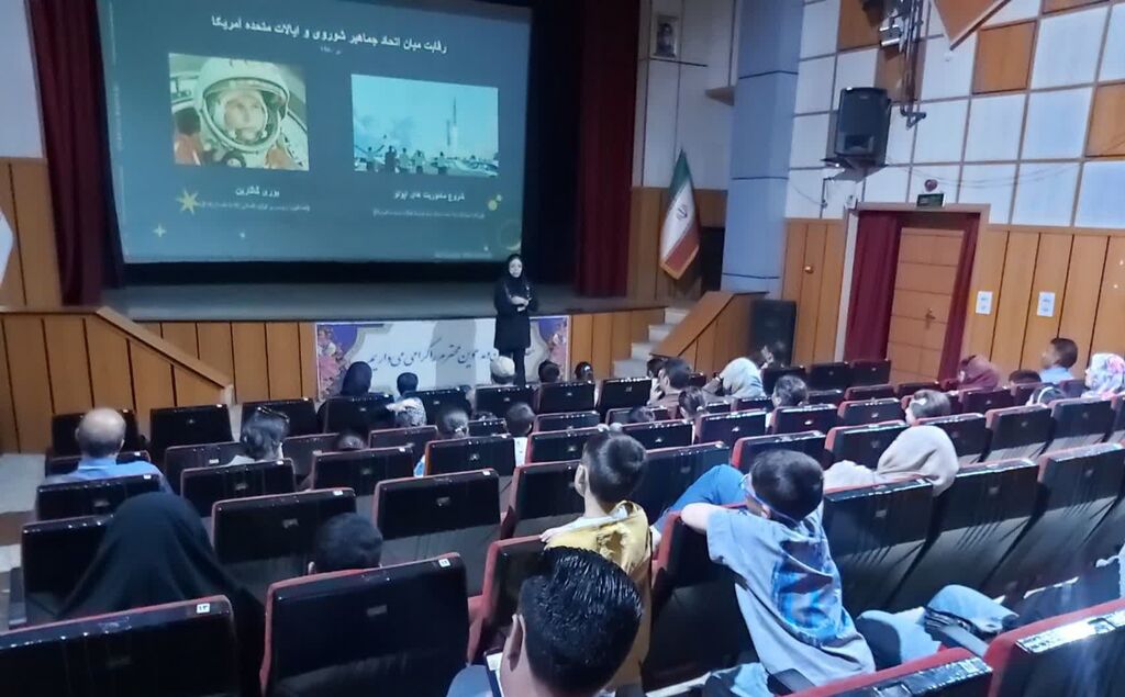 برگزاری کارگاه «انقلاب ماهواره‌برها» در مرکز مجتمع کانون البرز