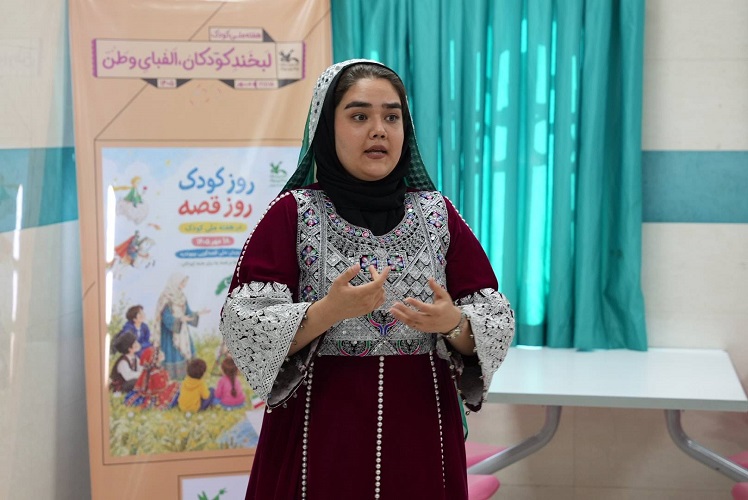 قصه‌ها به بیمارستان امین رسیدند؛ لبخندهایی که حال کودکان را رنگی‌تر کرد