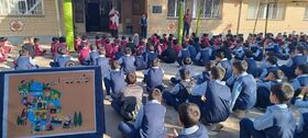 از قصه «خشم قلمبه» تا شاهنامه‌خوانی؛ قاصدک‌های قصه و شادی در مدارس قاین
