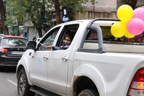کاروان شادی‌پیمایی هفته ملی کودک در مازندران با یاد شهدای کودک و نوجوان به حرکت درآمد