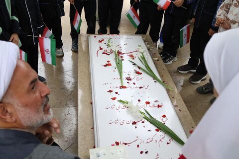 کاروان شادی‌پیمایی هفته ملی کودک در مازندران با یاد شهدای کودک و نوجوان به حرکت درآمد