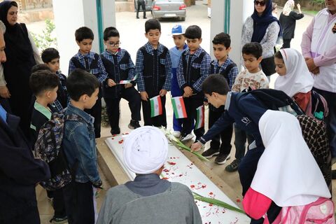 کاروان شادی‌پیمایی هفته ملی کودک در مازندران با یاد شهدای کودک و نوجوان به حرکت درآمد