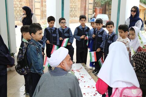 کاروان شادی‌پیمایی هفته ملی کودک در مازندران با یاد شهدای کودک و نوجوان به حرکت درآمد