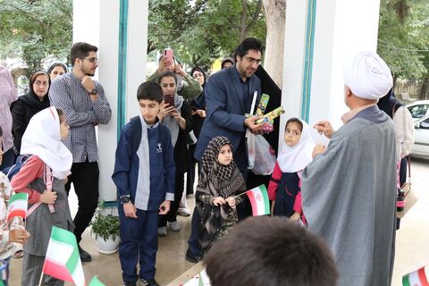 کاروان شادی‌پیمایی هفته ملی کودک در مازندران با یاد شهدای کودک و نوجوان به حرکت درآمد