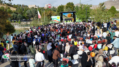 جشن پرواز بادبادک‌ها در پارک کیو خرم آباد-لرستان