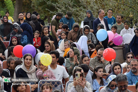 جشن پرواز بادبادک‌ها در پارک کیو خرم آباد-لرستان