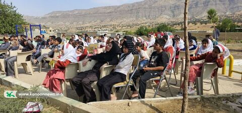 سفر تماشاخانه سیار کانون در لرستان -  روستای چم پلک بخش شاهیوند