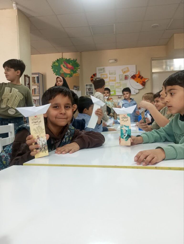 مرکز ۱۰ مشهد به استقبال هفته ملی کودک رفت