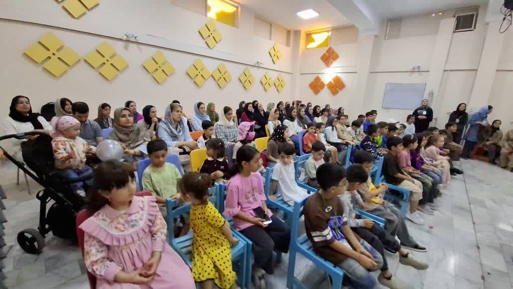 رویش لبخند کودکان در سایه وطن؛ جشن هفته ملی کودک در مرکز ۳۵