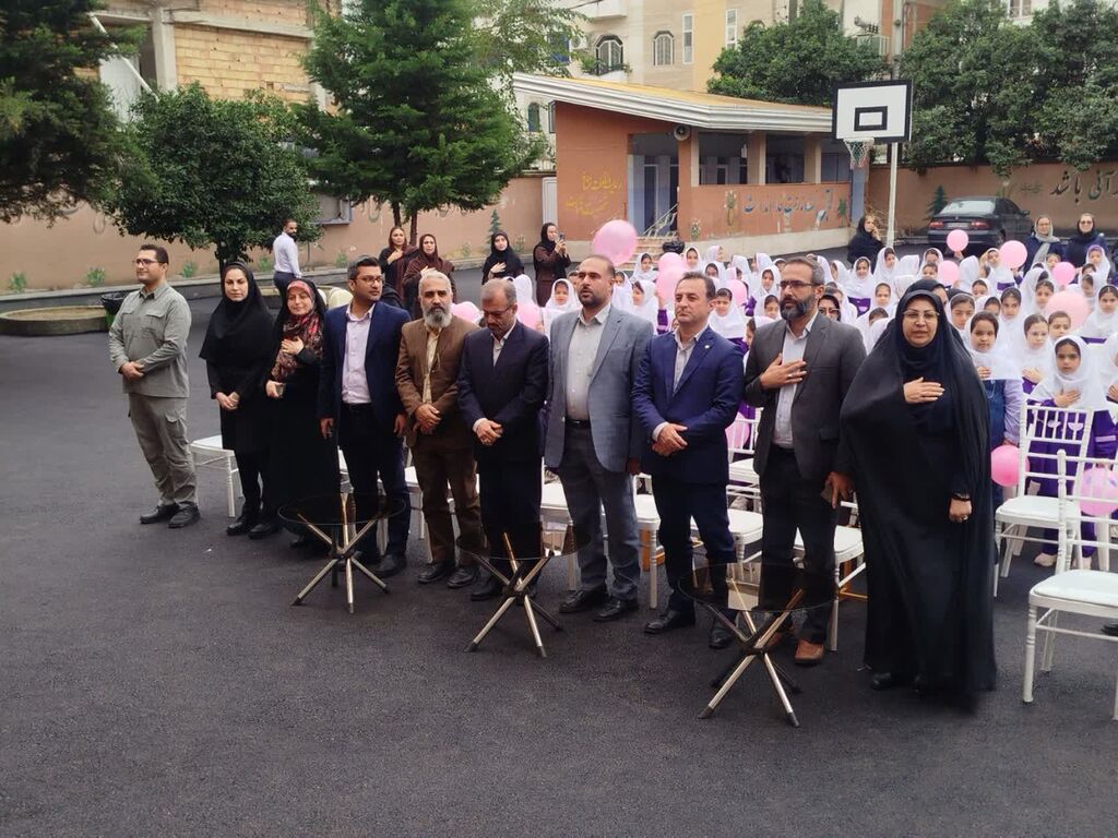 زنگ کودکی در مدارس ساری به صدا درآمد