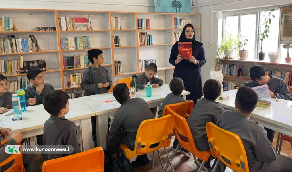 ویژهبرنامههای هفته جهانی فضا در مراکز کانون گیلان