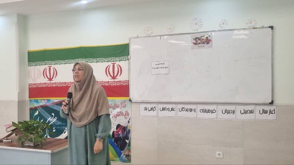برپایی کارگاه تخصصی حقوق کودک در کانون مهدیشهر