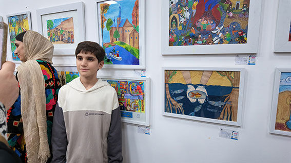 نمایشگاه «کودکان قهرمانان آب» در البرز افتتاح شد