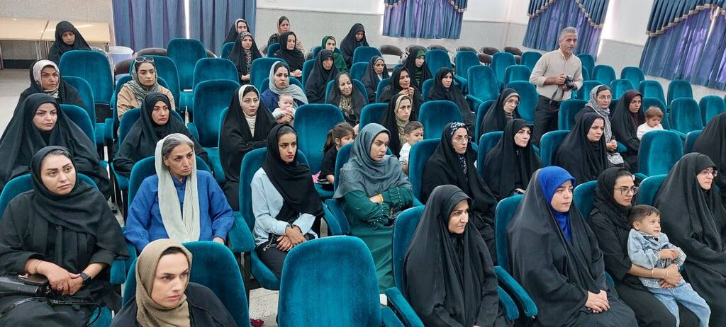 از طنینِ قصه‌ها تا مشقِ عدالت و پژواکِ مهر در میامی