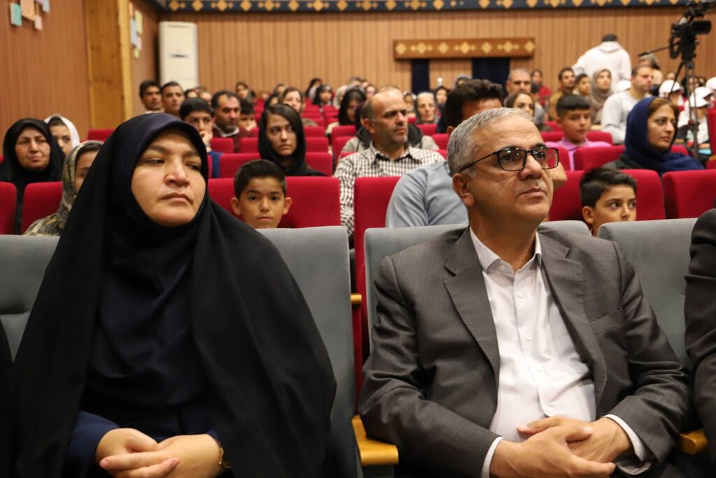 تجلیل از برگزیدگان مسابقه قصهنویسی «ماموریت ماکان» با محوریت مسئولیتپذیری زیستمحیطی کودکان در اردبیل