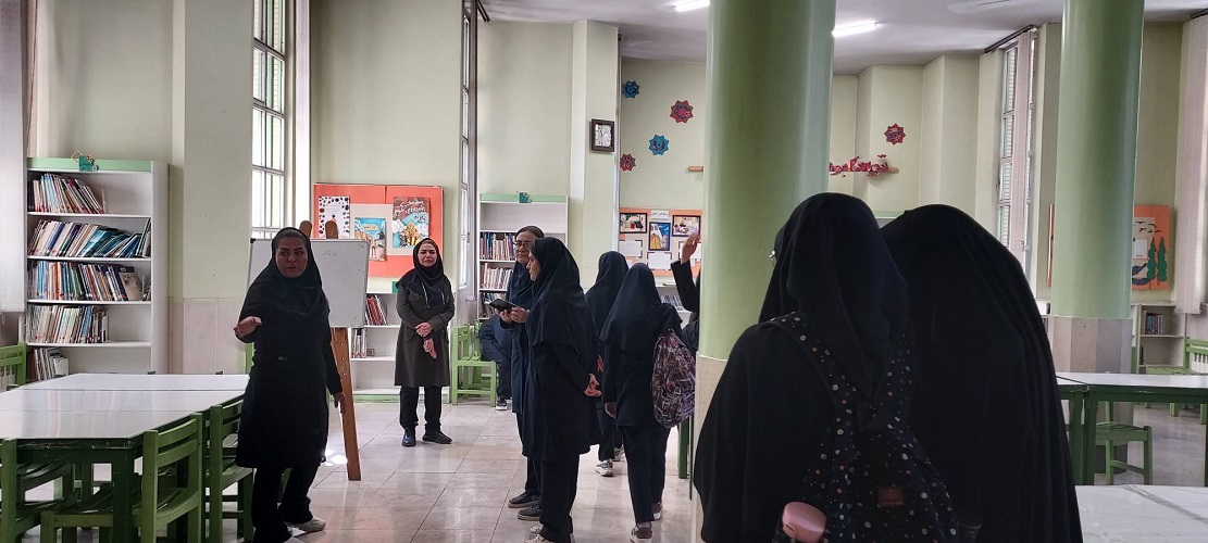 بازدید هنرجویان هنرستان نوایی از مرکز شماره ۱ کانون پرورش فکری اصفهان