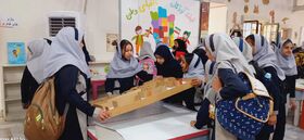 نوجوانان، طراح و مجری بازی‌های کودکانه در مجتمع کانون سیستان و بلوچستان