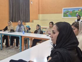 نشست تخصصی «والد آگاه» در کانون پرورش فکری هرمزگان؛ راهبردی برای سلامت روانی کودکان