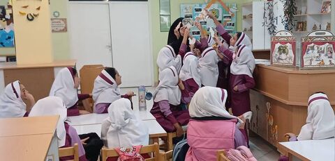 طنین قصه در مراکز کانون استان اصفهان؛ کودکان پای قصه نشستند